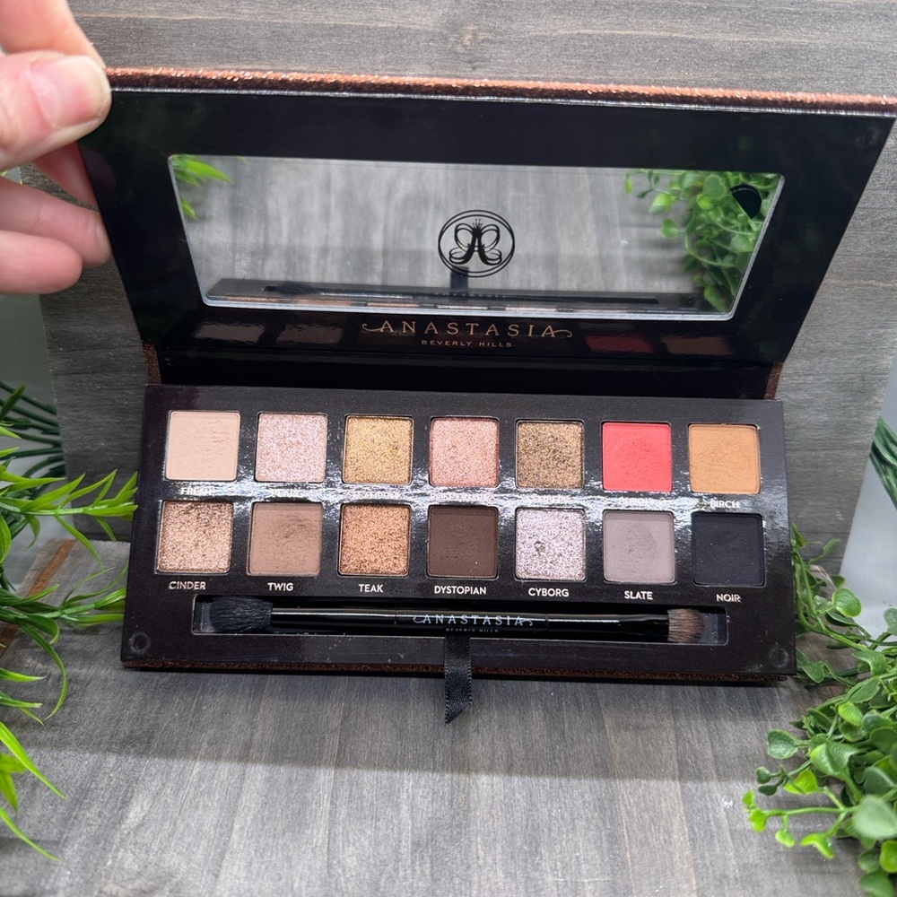 Anastasia Beverly Hills Eyeshadow Sultry Palette - Warm Neutrals